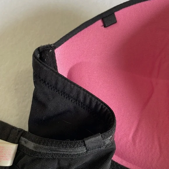 VS PINK Strapless Push Up Bra - Picture 10 of 10